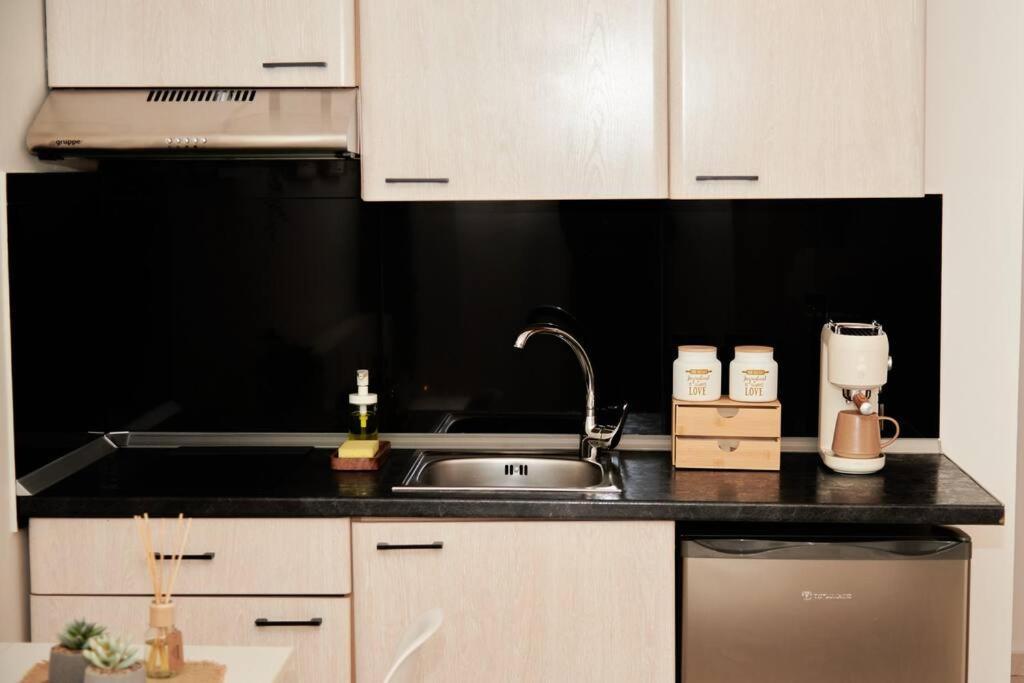 Florina Modern Studio Екстер'єр фото